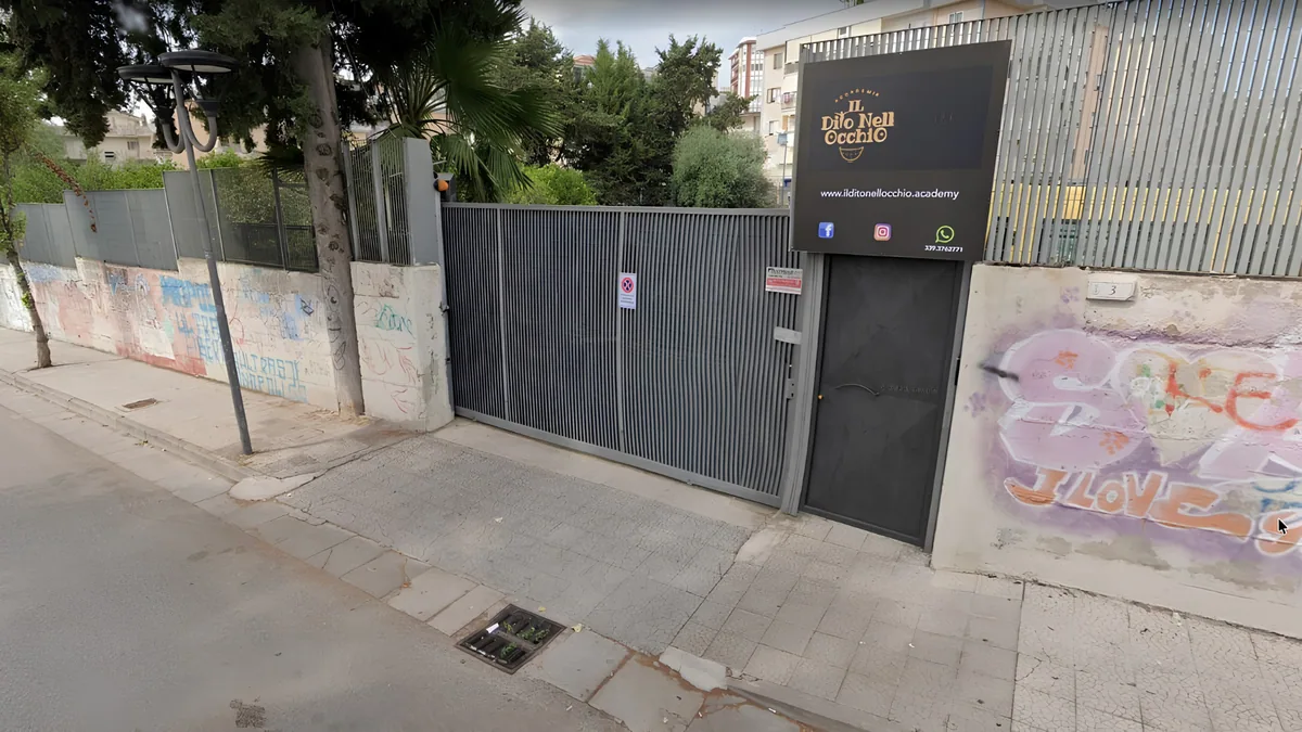 Ingresso della sede - Via Madre Letizia Zagari, 3, Ercolano (NA)